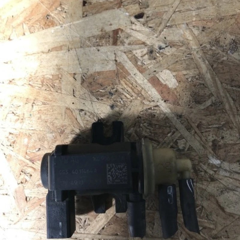 Electrovalva / Volkswagen Passat B7 2011 / Motor, racire si evacuare