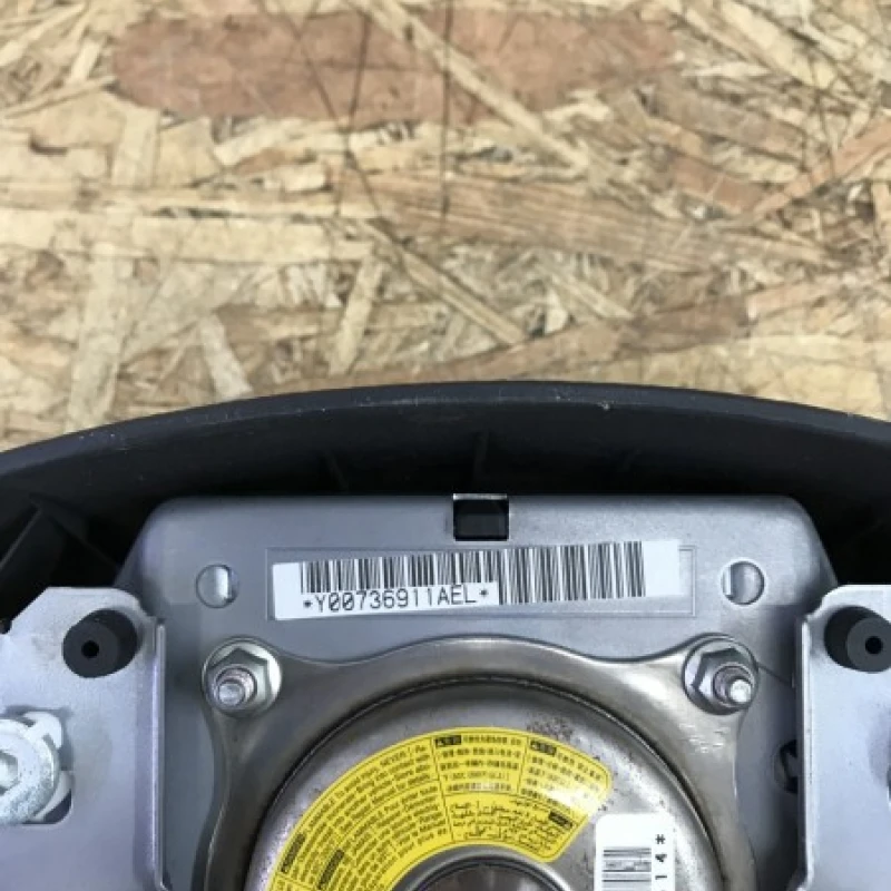 Airbag volan / Toyota Avensis T27 2010 / Interior