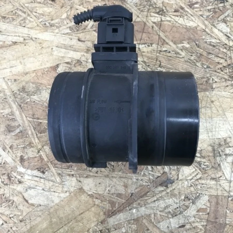 Debitmetru aer / Volkswagen Golf MK6 2010 / Caroserie, oglinzi si faruri
