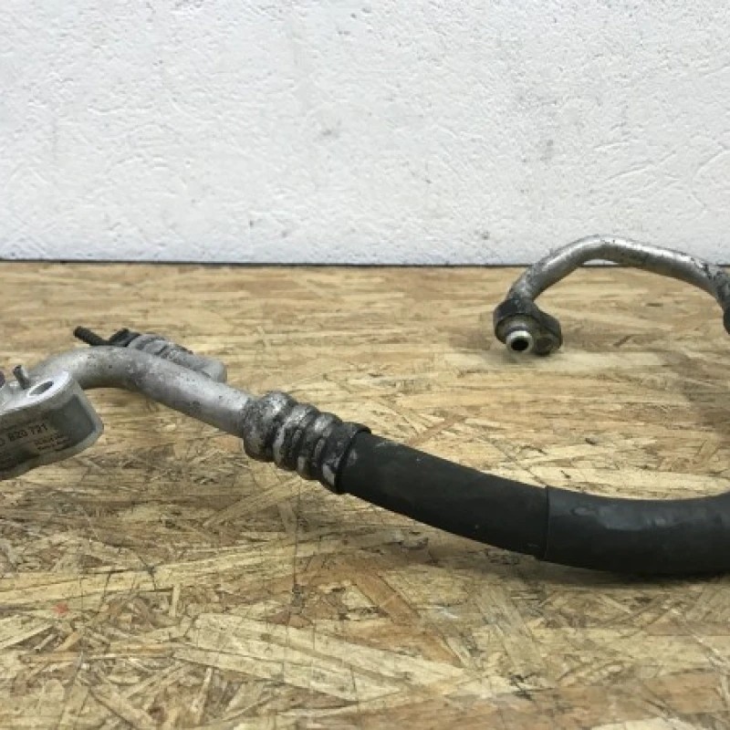 Conducta clima / Volkswagen Golf MK6 2010 / Climatizare