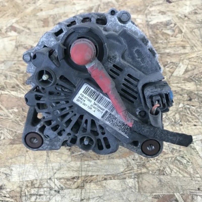 Alternator / Dacia Duster Duster I H79 2015 / Motor, racire si evacuare