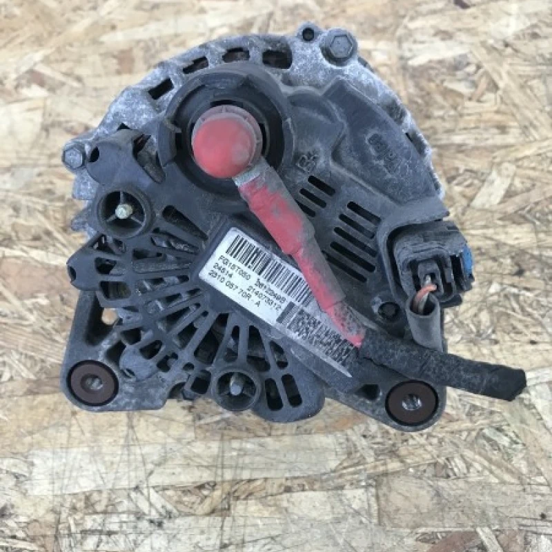 Alternator / Dacia Duster Duster I H79 2015 / Motor, racire si evacuare