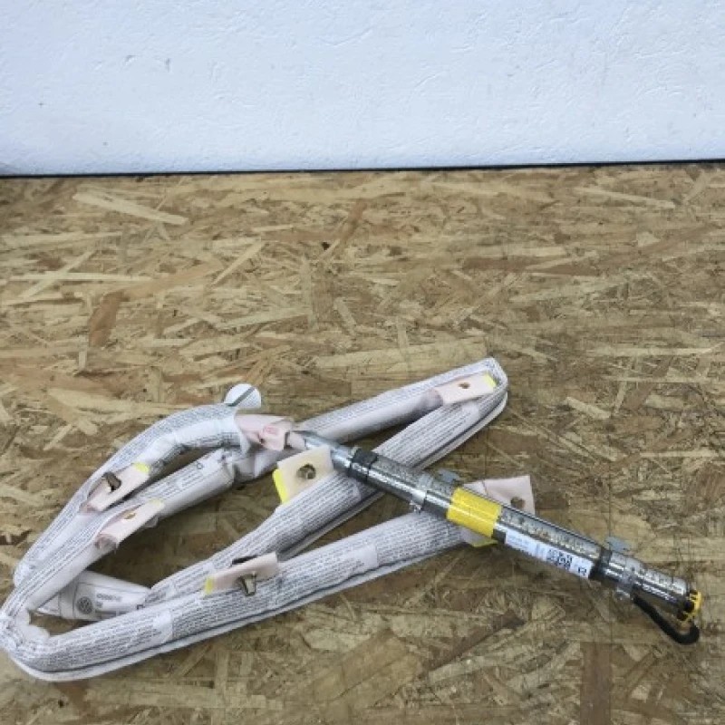 Airbag cortina dreapta / Volkswagen Polo 6R 2011 / Caroserie, oglinzi si faruri