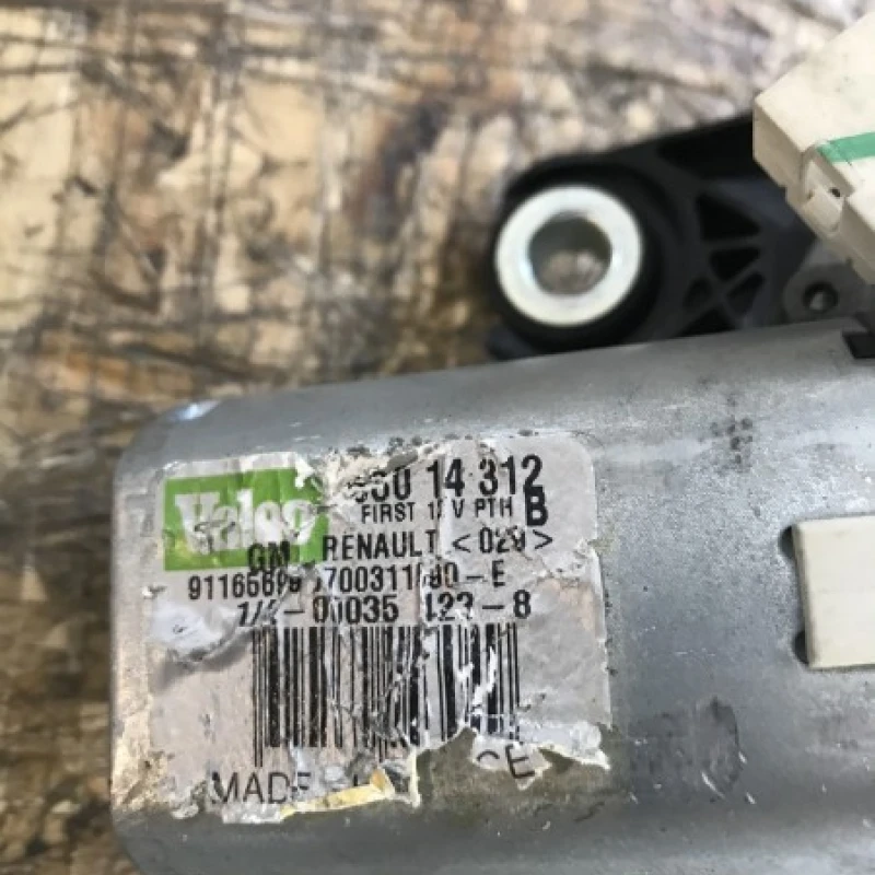 Motoras stergator usa dreapta spate / Opel Vivaro Vivaro A 2008 / Caroserie, oglinzi si faruri