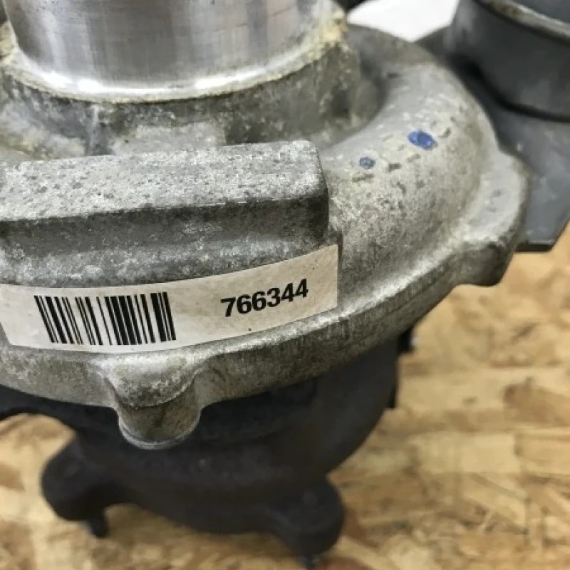 Turbosuflanta turbina / Opel Vivaro Vivaro A 2008 / Motor, racire si evacuare