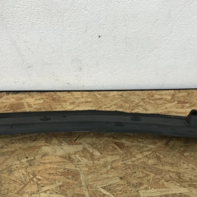 Grila stergatoare cu sprituitoare / Opel Vivaro Vivaro A 2008 / Caroserie, oglinzi si faruri