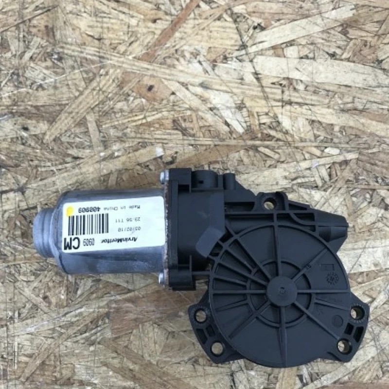 Motoras geam stanga spate / Hyundai Santa Fe Santa Fe 2010 / Caroserie, oglinzi si faruri