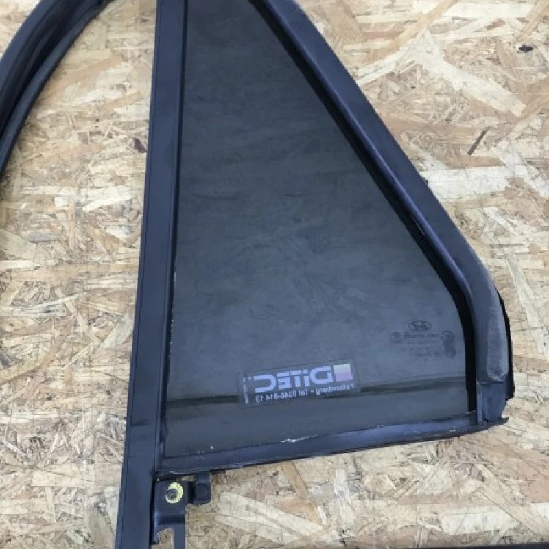 Geam dreapta spate / Hyundai Santa Fe Santa Fe 2010 / Caroserie, oglinzi si faruri