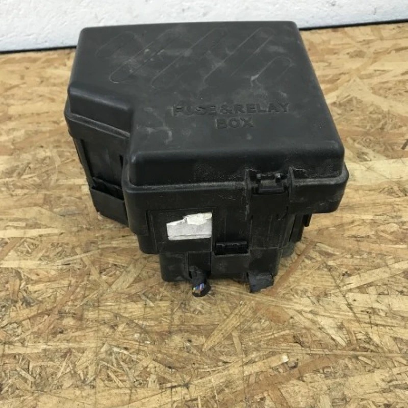 Tablou sigurante / Hyundai Santa Fe Santa Fe 2010 / Audio si electronice