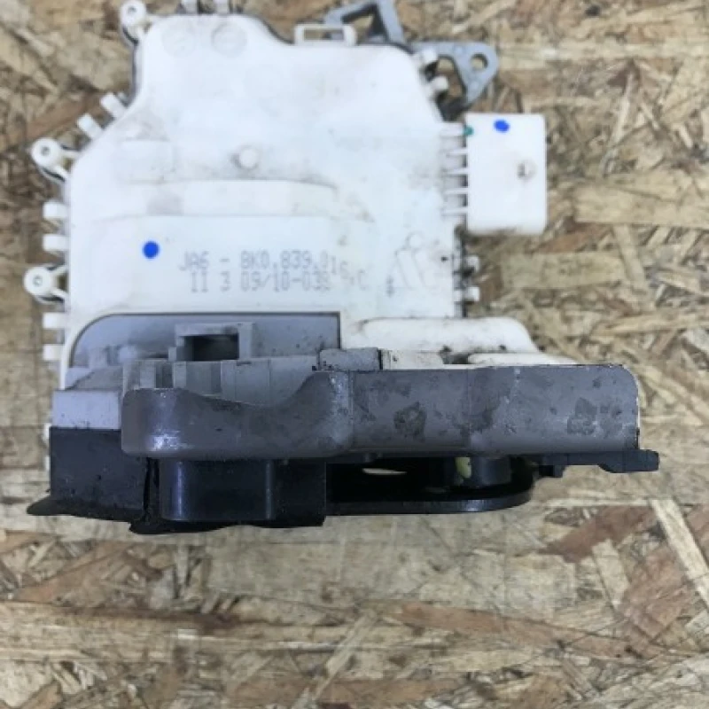 Iala broasca usa dreapta spate / Audi Q5 8R 2010 / Caroserie, oglinzi si faruri