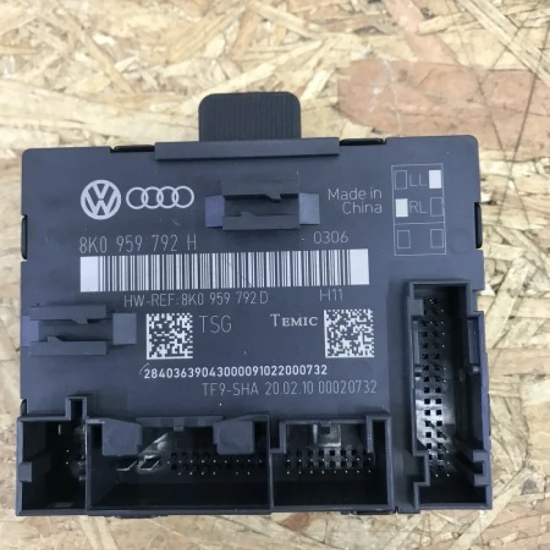 Modul usa dreapta fata Audi 