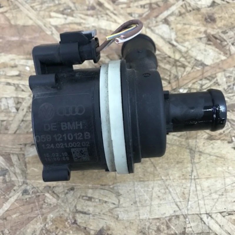 Pompa auxiliara apa / Audi Q5 8R 2010 / Motor, racire si evacuare