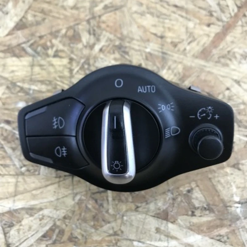 Bloc lumini / Audi Q5 8R 2010 / Interior