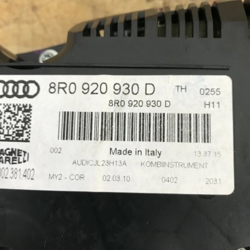Ceas bord / Audi Q5 8R 2010 / Interior