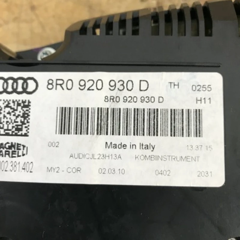 Ceas bord / Audi Q5 8R 2010 / Interior