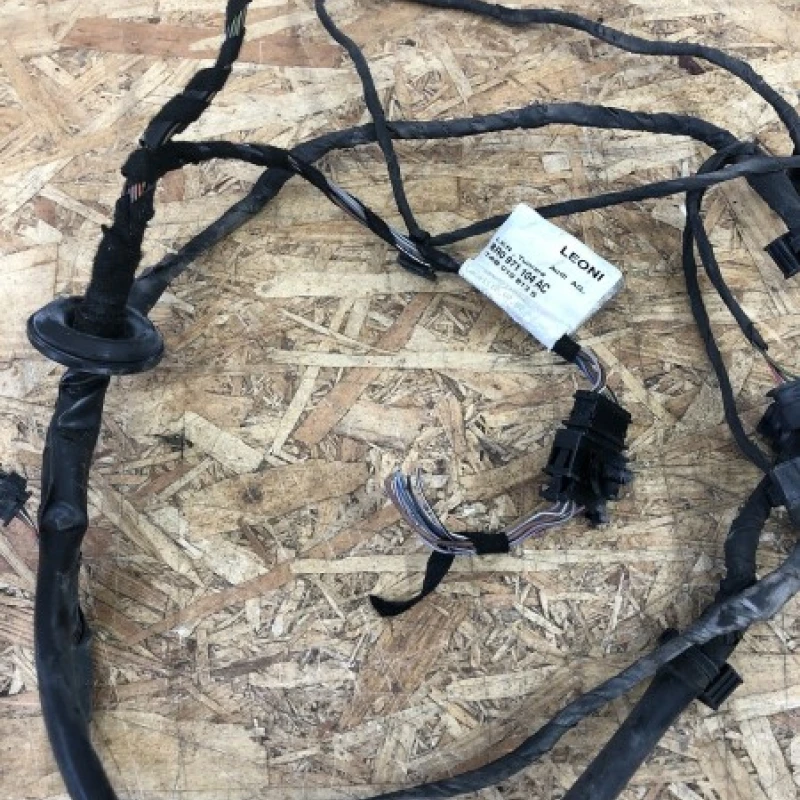 Cablaj senzori de parcare spate / Audi Q5 8R 2010 / Audio si electronice