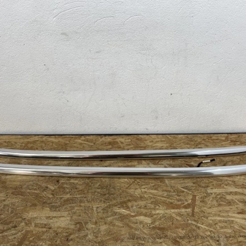 Bari longitudinale cromate / Audi Q5 8R 2010 / Caroserie, oglinzi si faruri