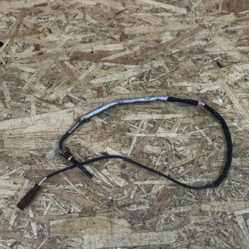 Senzor temperatura gaze / Audi A4 B8 2011 / Motor, racire si evacuare