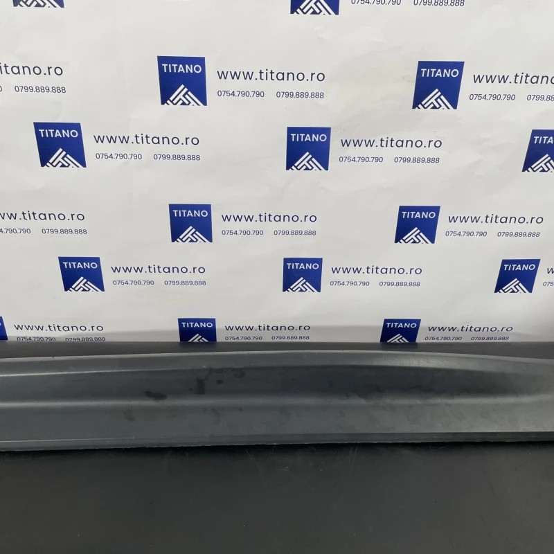 Bandou usa stanga fata / Land Rover Range Rover Sport Range Rover Sport 2011 / Caroserie, oglinzi si faruri