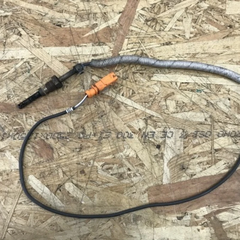 Senzor temperatura gaze Volkswagen 