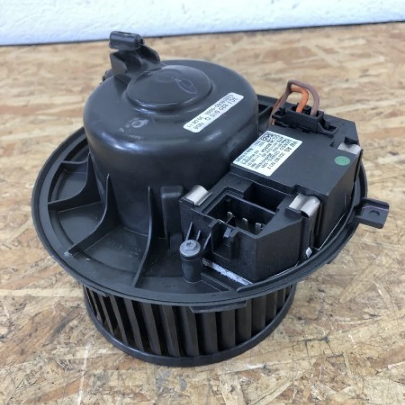 Ventilator bord cu releu Volkswagen 