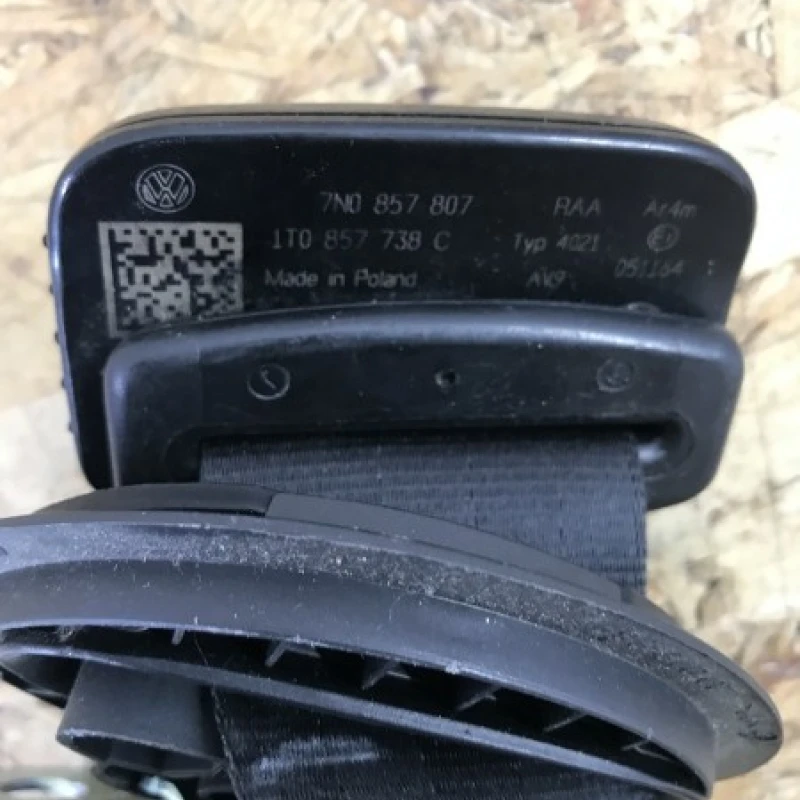 Centura spate mijloc / Volkswagen Sharan 7N 2013 / Interior