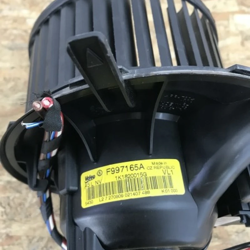 Ventilator bord cu releu / Volkswagen Golf MK6 2009 / Interior
