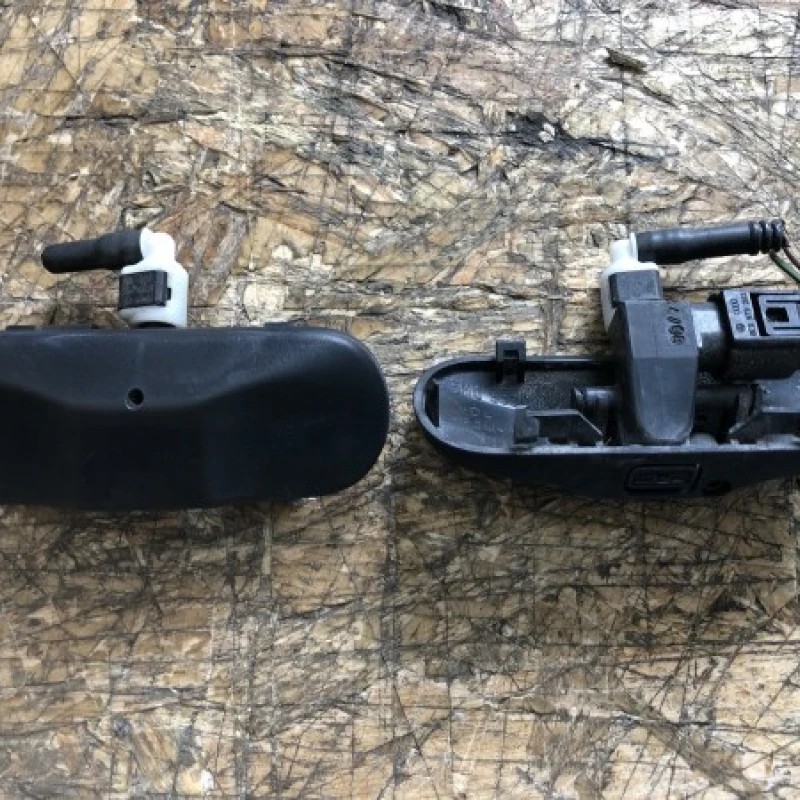 Sprituitoare parbriz incalzite Volkswagen Golf MK6 2009