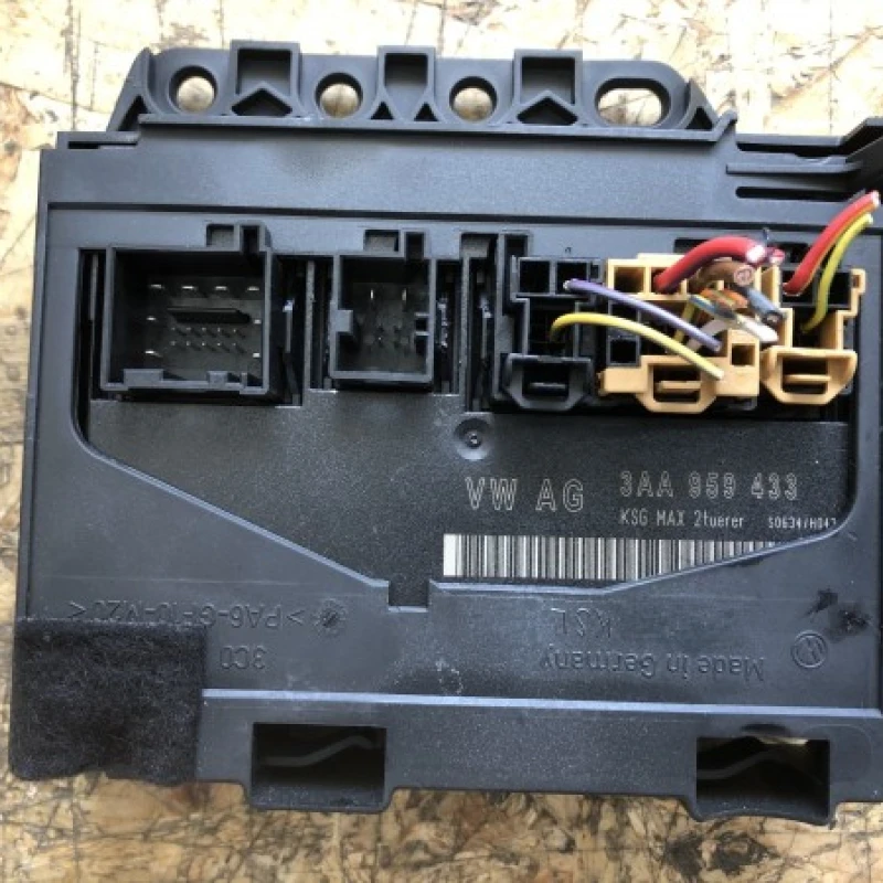 Calculator modul confort Volkswagen 