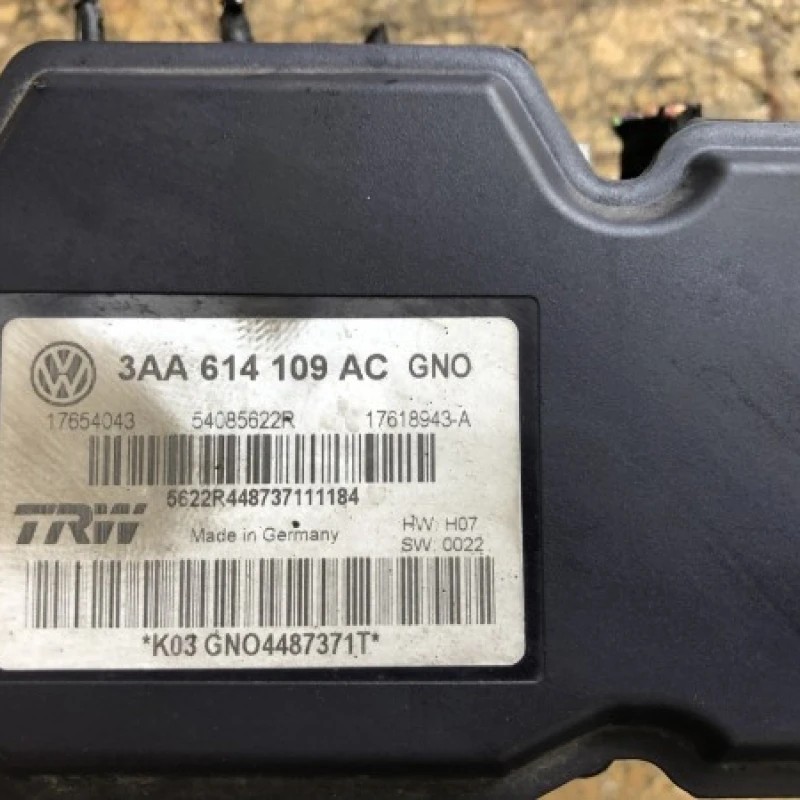 Pompa ABS ESP / Volkswagen Passat CC 2012 / Frane