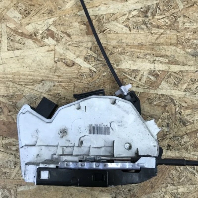 Iala broasca dreapta spate / Volkswagen Passat CC 2012 / Caroserie, oglinzi si faruri