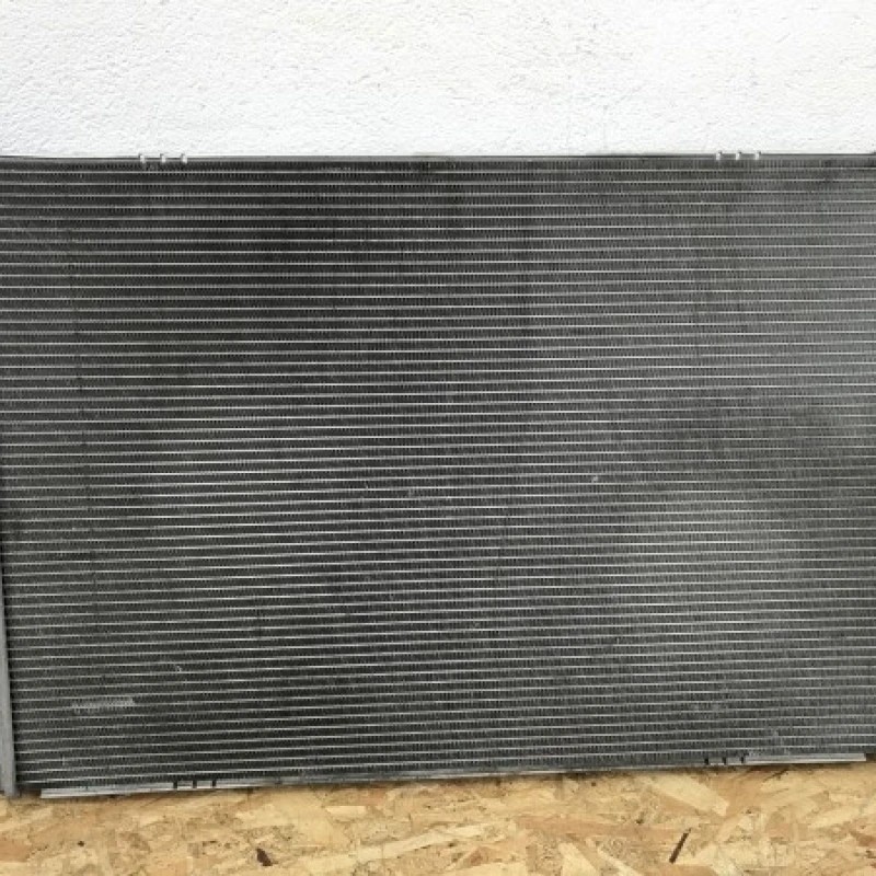 Radiator apa / Volkswagen Passat CC 2012 / Caroserie, oglinzi si faruri