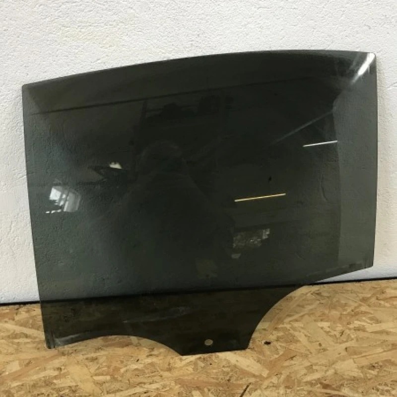 Geam stanga spate BMW Seria 3 F30 2013
