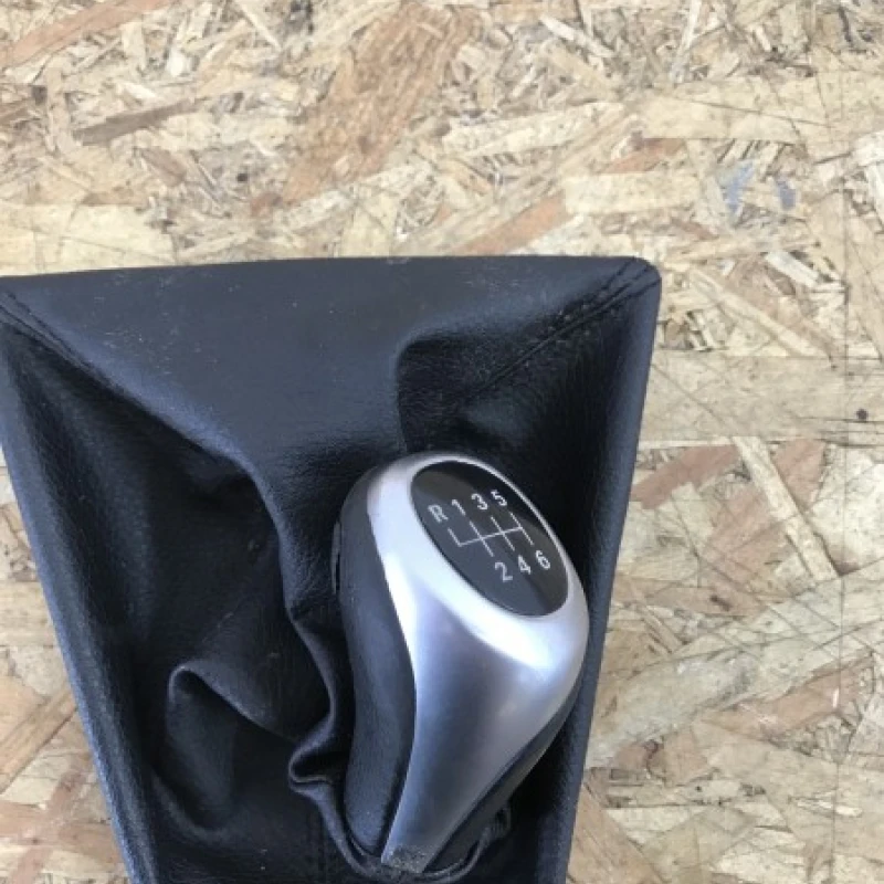 Nuca schimbator BMW 