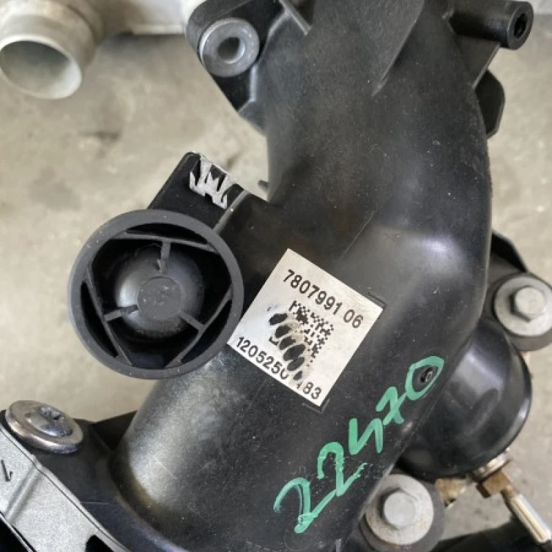 Galerie admisie / BMW Seria 3 F30 2013 / Motor, racire si evacuare