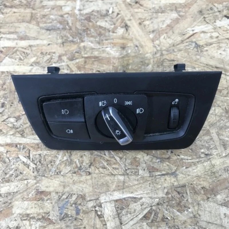 Bloc lumini / BMW Seria 3 F30 2013 / Interior