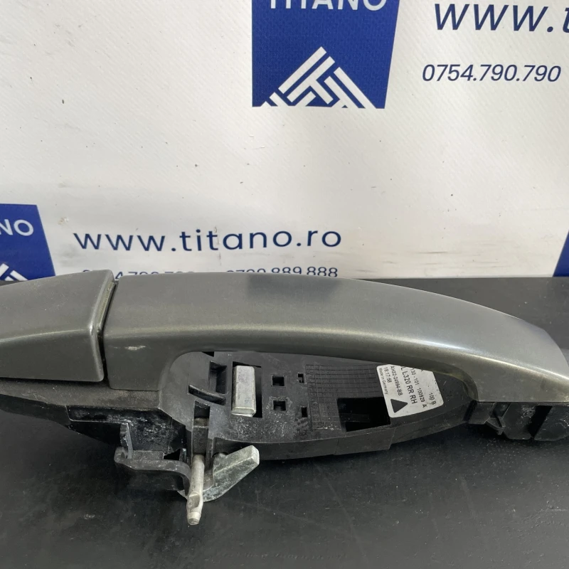 Maner usa dreapta spate Land Rover 