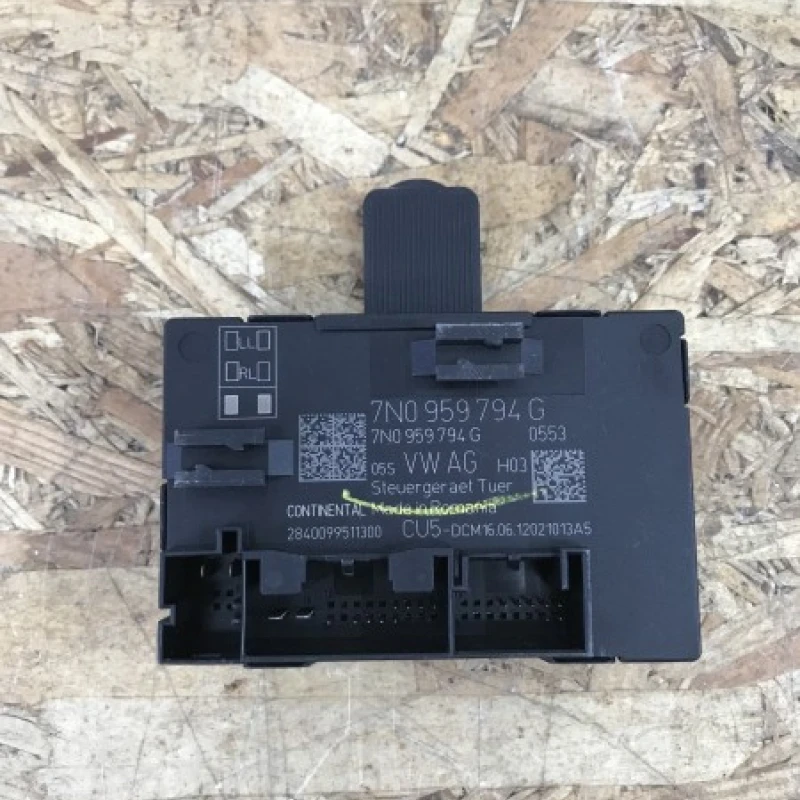 Modul usa dreapta spate Volkswagen 