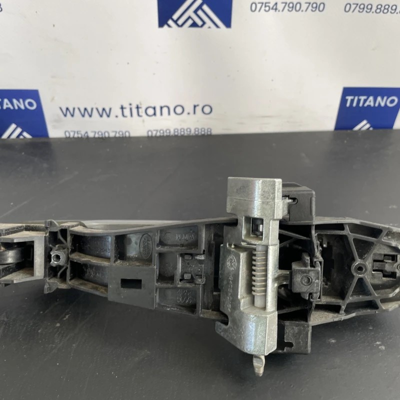 Maner usa dreapta spate / Land Rover Range Rover Sport Range Rover Sport 2011 / Caroserie, oglinzi si faruri