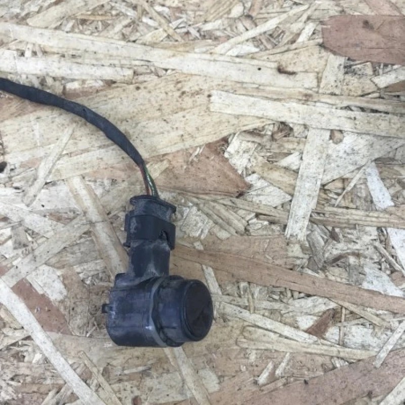 Senzor parcare / Volkswagen Golf MK6 2011 / Audio si electronice