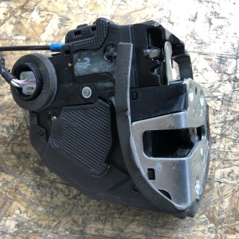 Iala broasca usa dreapta fata / Toyota Auris E150 2015 / Caroserie, oglinzi si faruri