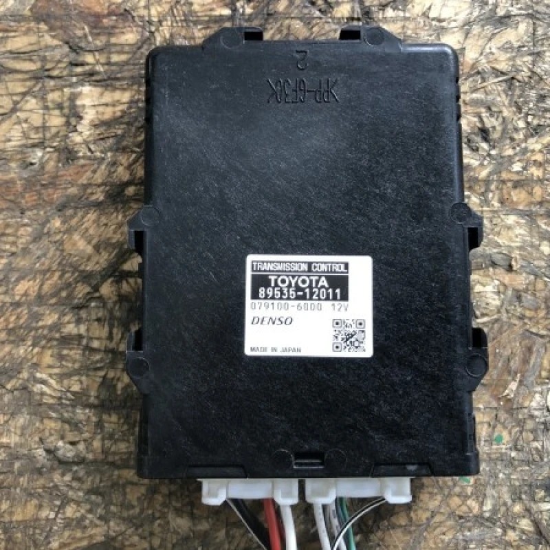 Modul control cutie viteze Toyota Auris E150 2015
