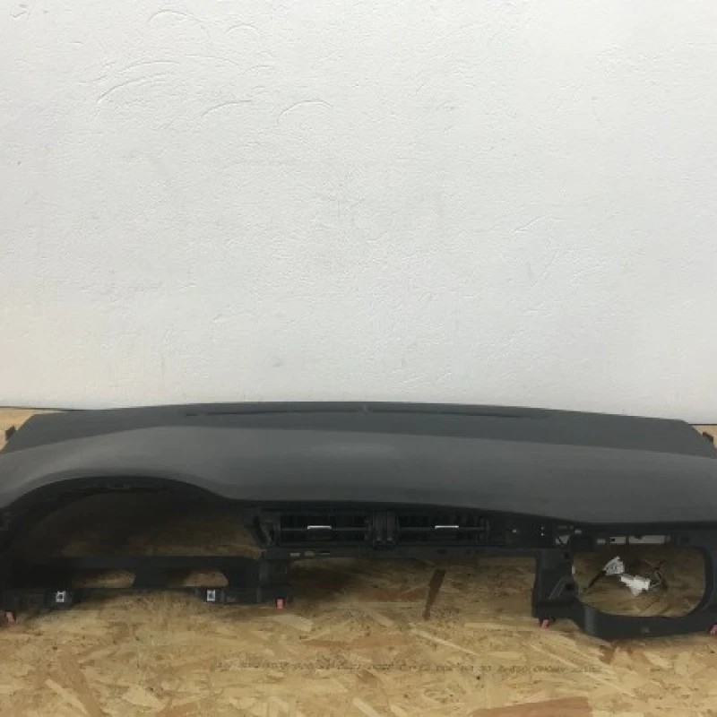 Plansa bord / Toyota Auris E150 2015 / Interior