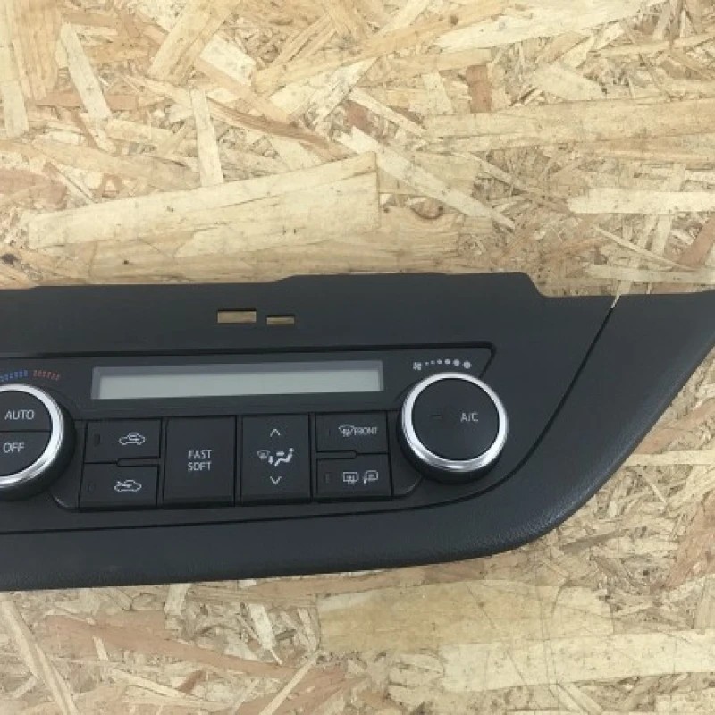 Panou climatronic Toyota Auris E150 2015