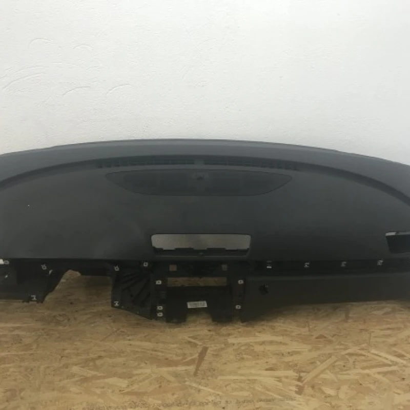 Plansa bord / Volkswagen Passat B6 2010 / Interior