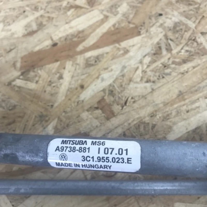 Ansamblu stergatoare / Volkswagen Passat B6 2010 / Caroserie, oglinzi si faruri