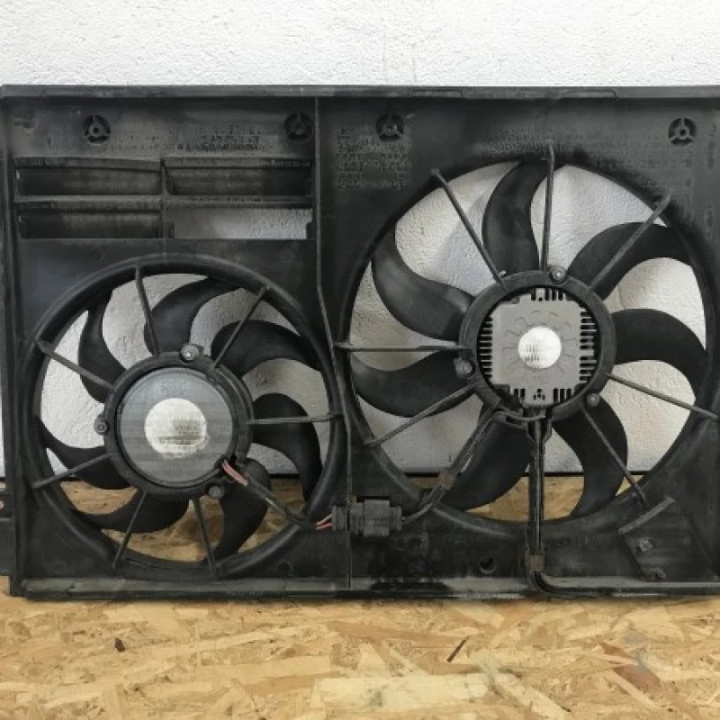 Electroventilator cu releu / Volkswagen Passat B6 2010 / Motor, racire si evacuare