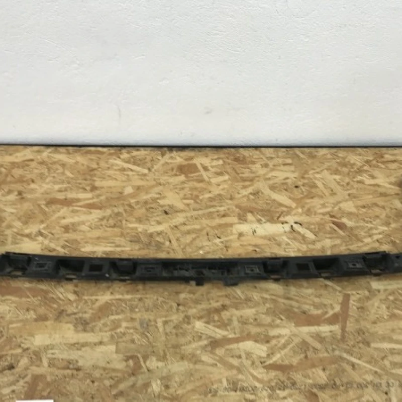 Intaritura bara spate / Volkswagen Passat B6 2010 / Caroserie, oglinzi si faruri