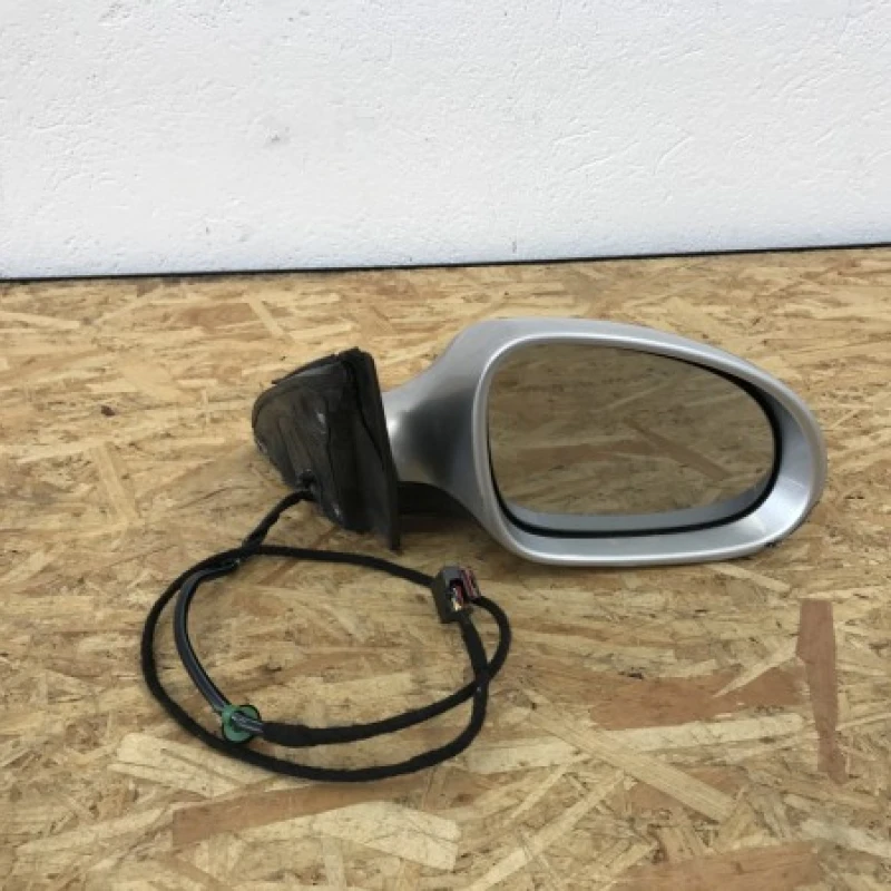 Oglinda electrica dreapta Volkswagen 