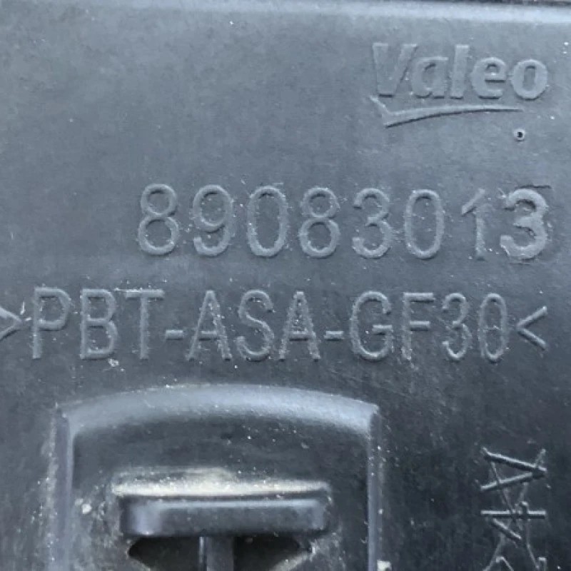 Far ceata stanga fata / Volkswagen Golf MK6 2011 / Caroserie, oglinzi si faruri